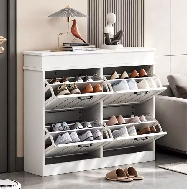 Scarpiera salvaspazio moderna in MDF bianco con 4 ante a ribalta, L: 105 cm, P: 24 cm, H: 83 cm